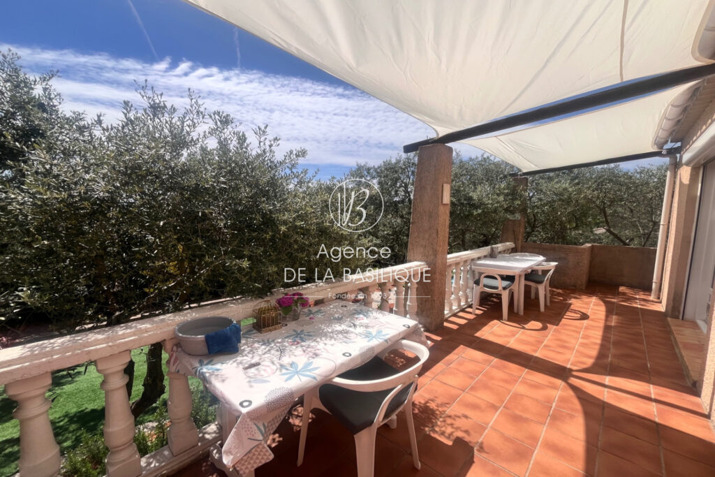 vente maison 5 Pièce(s) – 5 pièces – 3 chambres – 115.00 m²