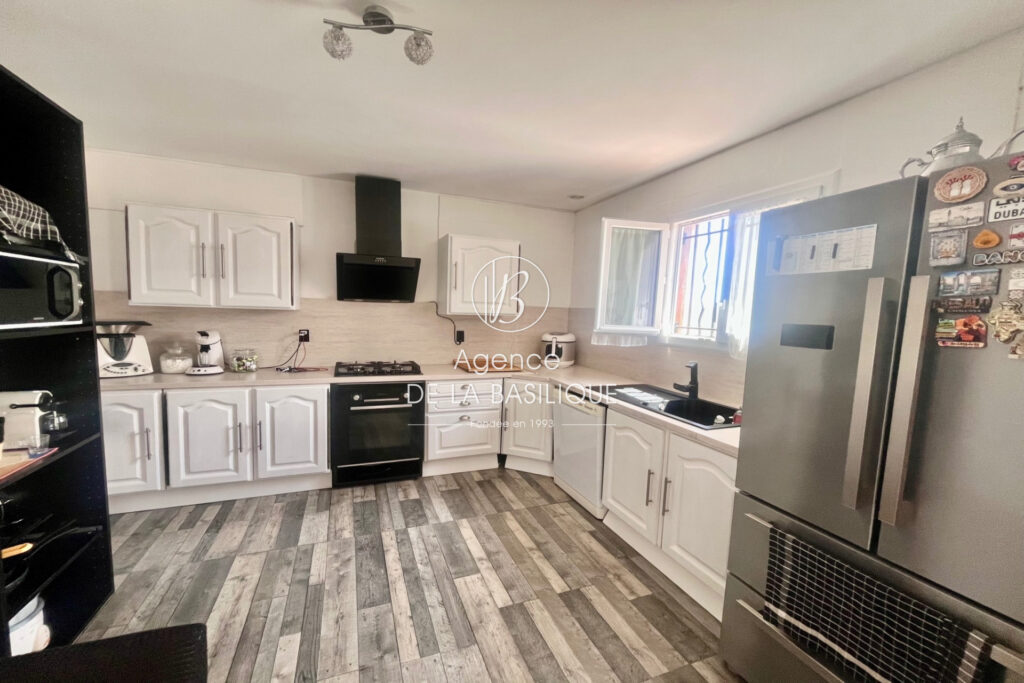 vente maison 5 Pièce(s) – 5 pièces – 3 chambres – 115.00 m²