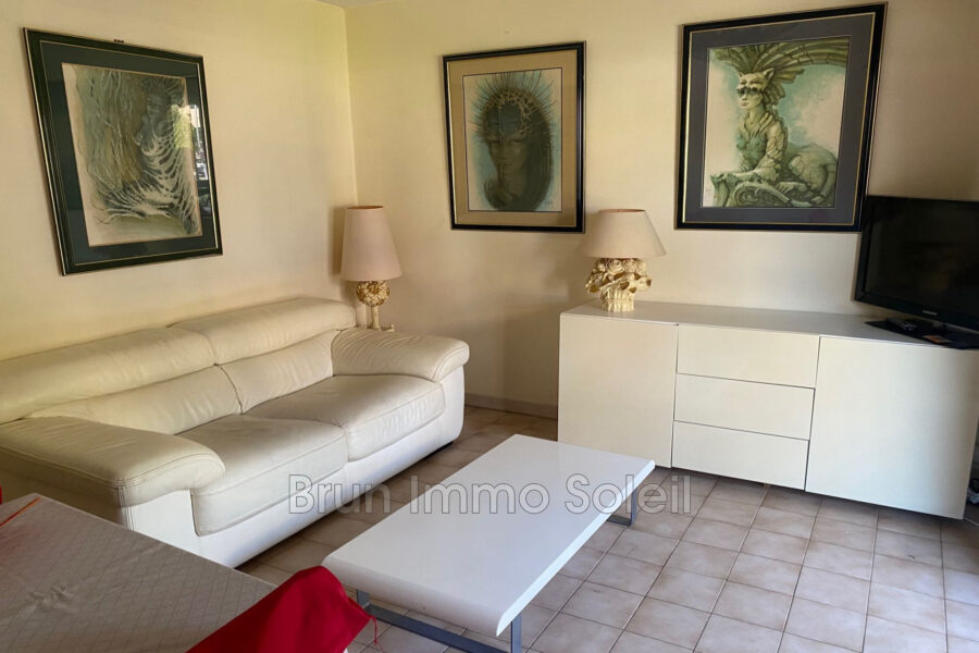 Appartement à vendre à Cagnes-sur-Mer — Vue parc & jardin — photo 8