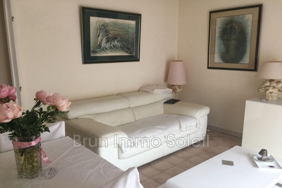 Appartement à vendre à Cagnes-sur-Mer — Vue parc & jardin — photo 3