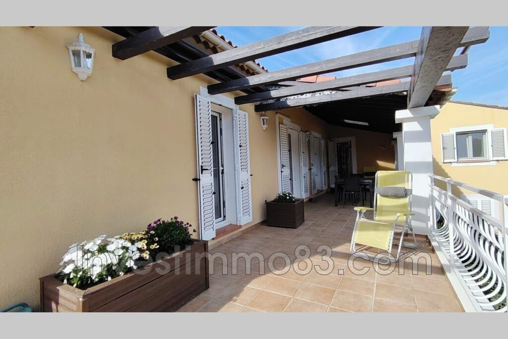vente maison 4 Pièce(s) – 4 pièces – 3 chambres – 165.00 m²