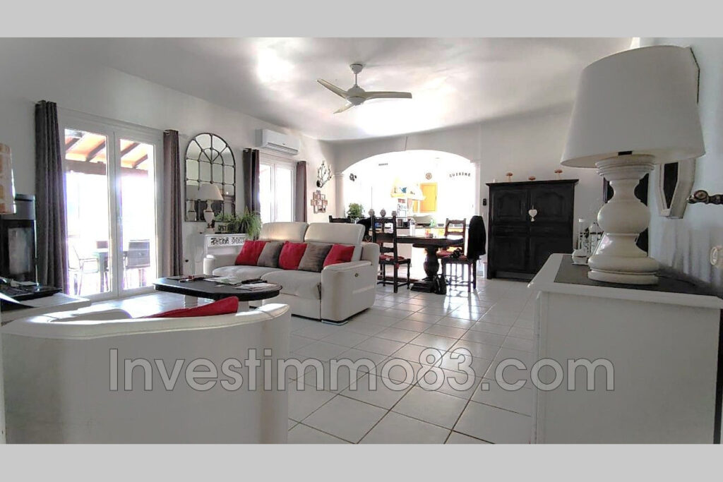 vente maison 4 Pièce(s) – 4 pièces – 3 chambres – 165.00 m²