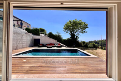 vente villa 3 Pièce(s) – 3 pièces – 3 chambres – 138.00 m²