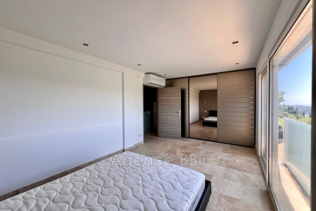 vente villa 3 Pièce(s) – 3 pièces – 3 chambres – 138.00 m²