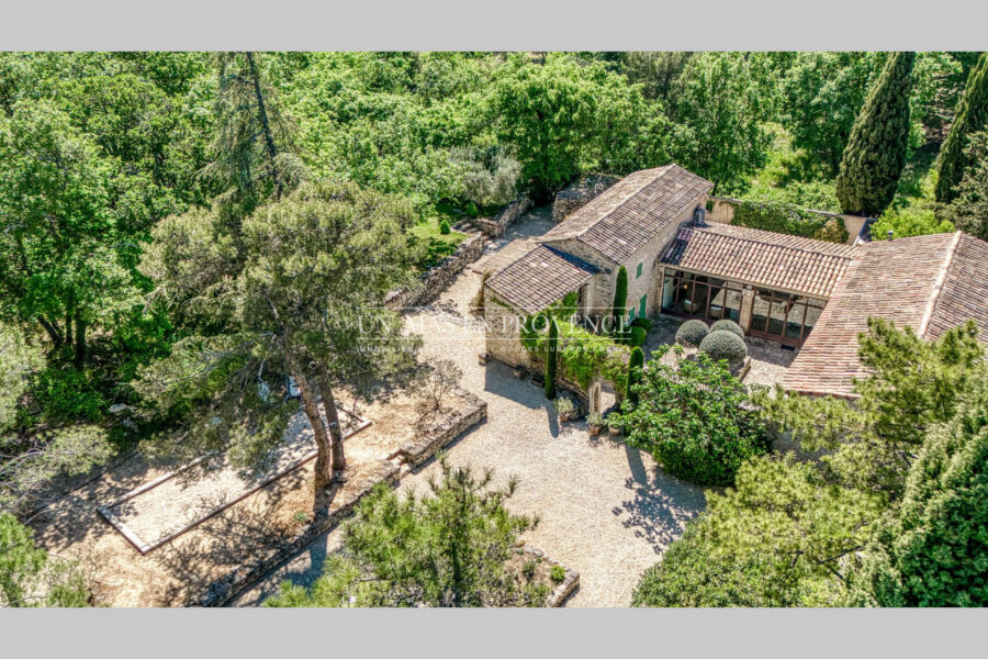 Maison à louer à Lacoste — Vue nature — photo 4