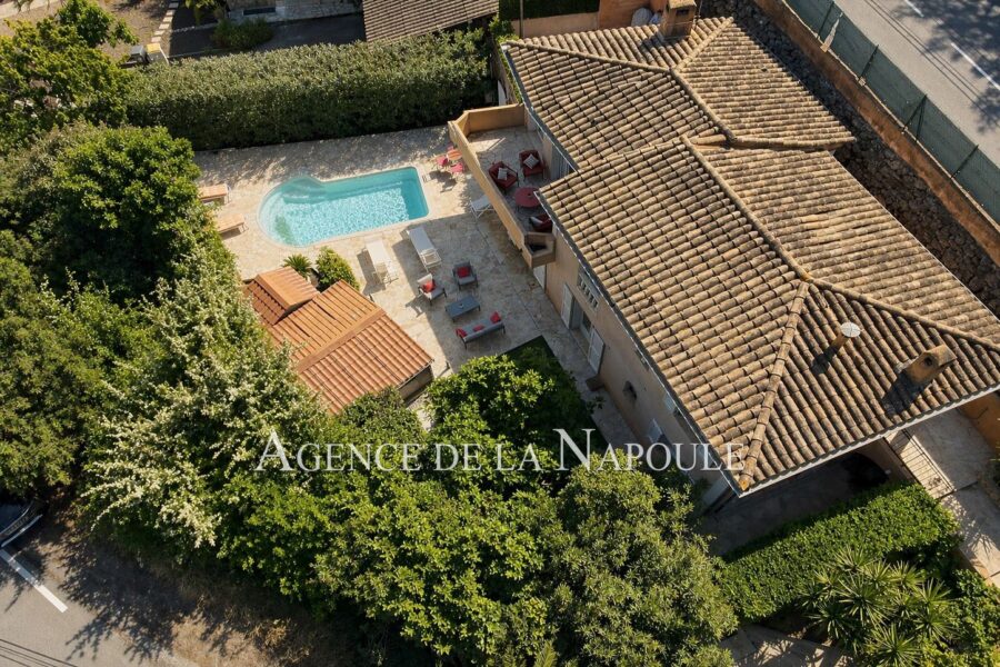 Maison à vendre à Mandelieu-la-napoule