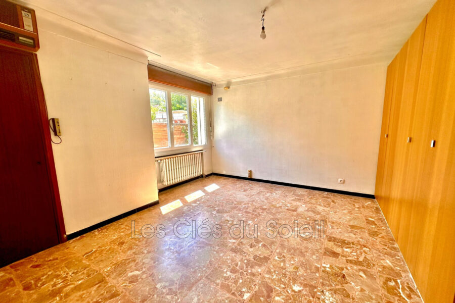 Maison à vendre à Toulon — Vue parc — photo 9