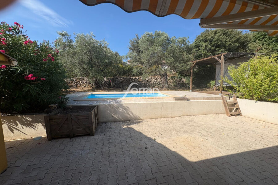 Maison à vendre à Figanières — Vue parc & jardin — photo 8