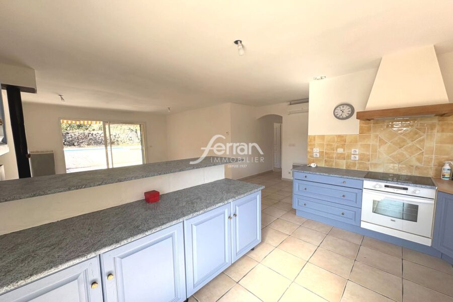 Maison à vendre à Figanières — Vue parc & jardin — photo 4