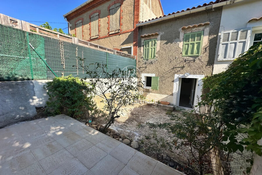 Maison à vendre à Saint-maximin-la-sainte-baume — Vue nature — photo 15