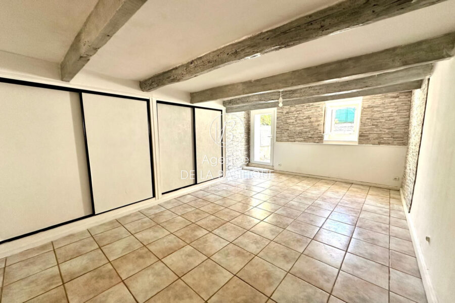 Maison à vendre à Saint-maximin-la-sainte-baume — Vue nature — photo 16