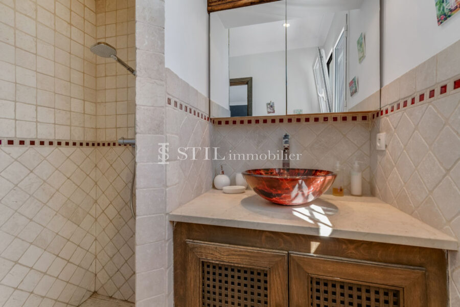Maison à vendre à Sainte-Maxime — Vue mer — photo 13
