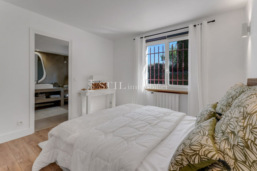Maison à vendre à Sainte-Maxime — Vue mer — photo 16