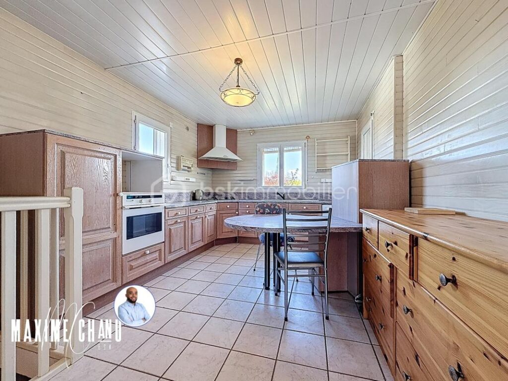 Maison à Saint Privat de Champclos sur 2000 m2 de terrain – 3 pièces – 2 chambres – 75 m²