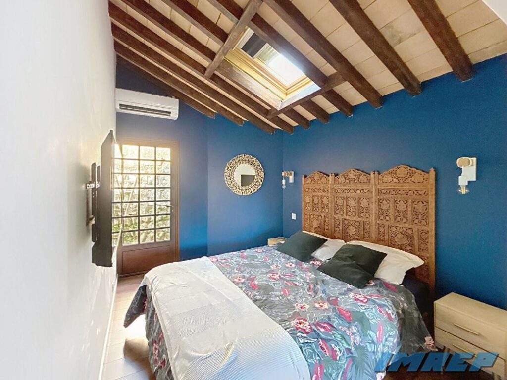 13013 Plan de Cuques Maison avec jardin piscine garage – 5 pièces – 4 chambres – 130 m²