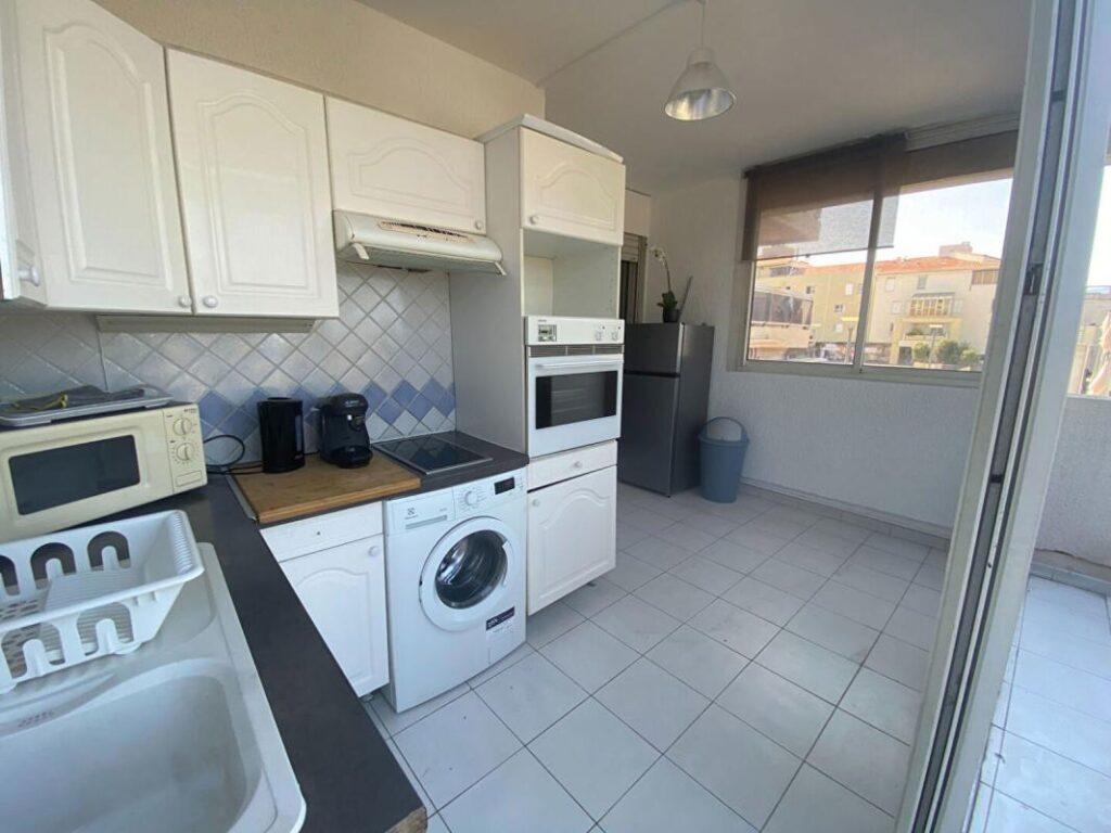 Bel Appartement T2 VUE MER – Quartier LA PLAGE 13008 Marseille – réf : 933 – 2 pièces – 1 chambre – 45 m²