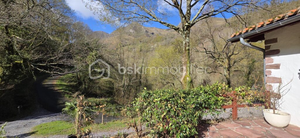 Havre de Paix Absolu face à l’Iparla – 4 pièces – 3 chambres – 118 m²