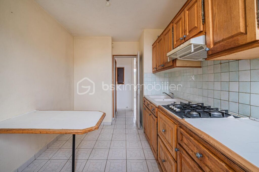 Appartement lumineux avec balcon et vue dégagée – 3 pièces – 1 chambre – 59 m²