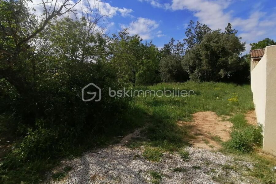 Terrain à vendre à Villeneuve les avignon — Vue nature — photo 7