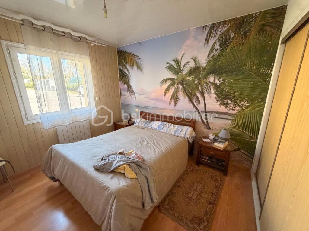 BRECH – Maison d&rsquo;environ 117 m2 habitables – 5 pièces – 3 chambres – 117 m²