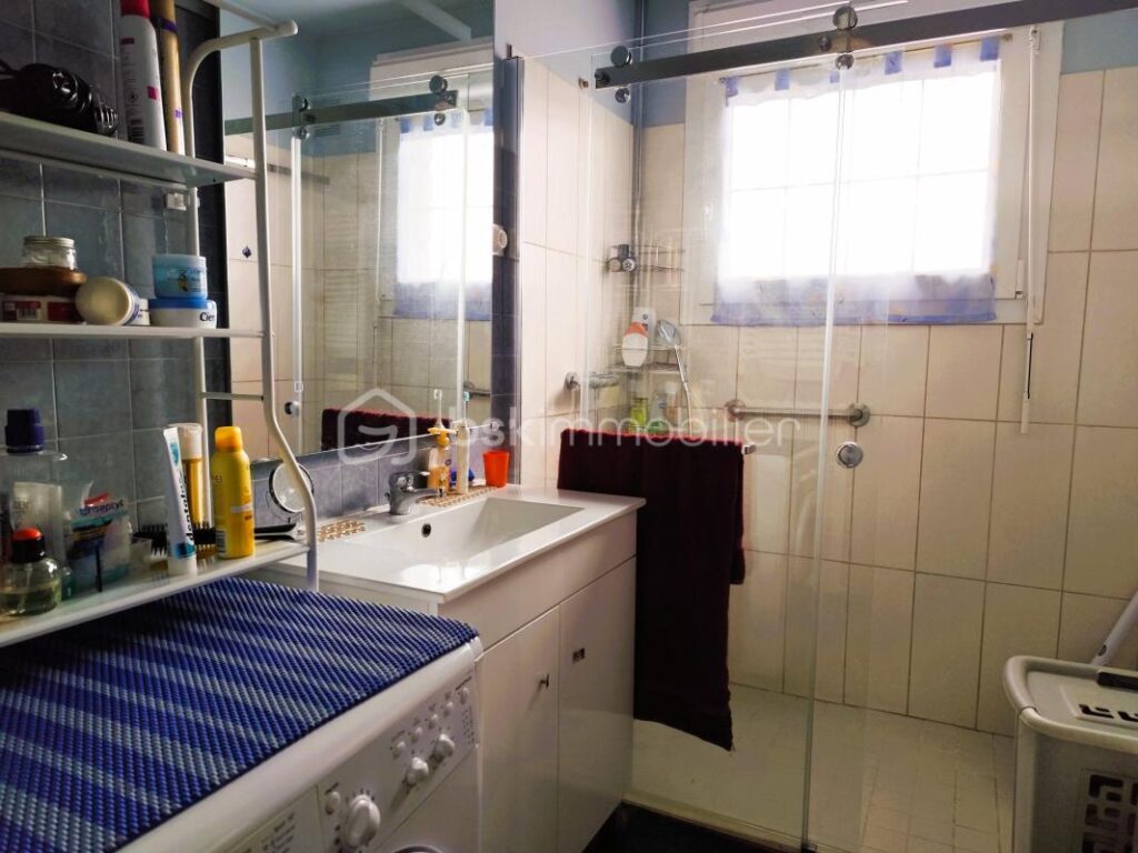 Maison néo-bretonne avec vue mer à Kerlouan – 5 pièces – 3 chambres – 117 m²