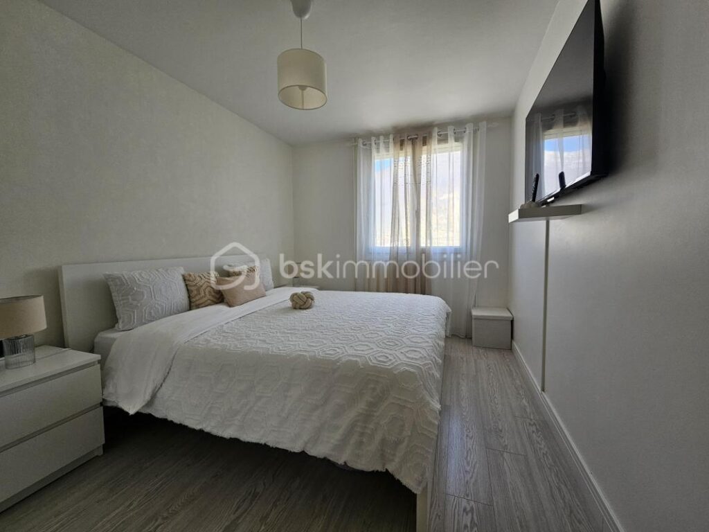 Coup de cœur T5 à découvrir sur la commune du Pont-de-Claix – 5 pièces – 3 chambres – 90 m²