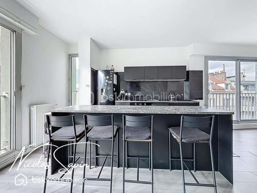 T3 sur Grenoble aux portes du centre-ville avec vue dégagée – 3 pièces – 1 chambre – 66 m²