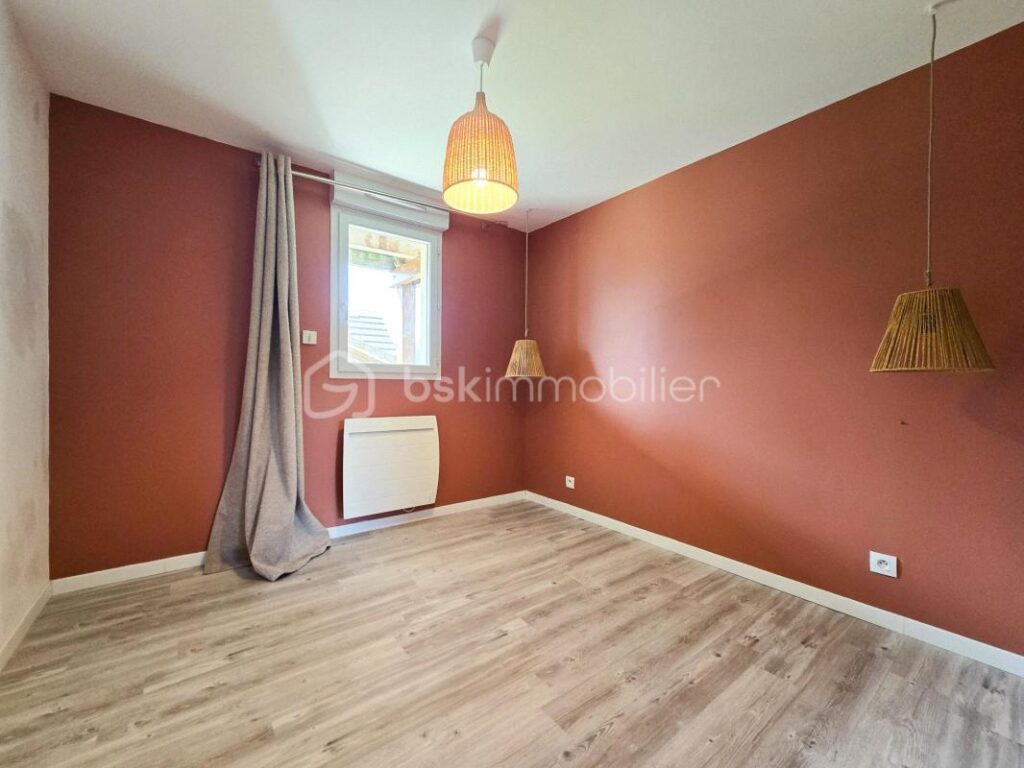 Saint-Martin-d’Uriage – Duplex inversé avec terrasse plein sud et vue montagne exceptionnelle – 3 pièces – 2 chambres – 58 m²