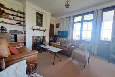 PROPRIETE DE CARACTETRE AVEC DEPENDANCE SUR ENVIRON 3750 M² DE TERRAIN DANS UN ENVIRONNEMENT CALME – 10 pièces – 7 chambres – 222 m²