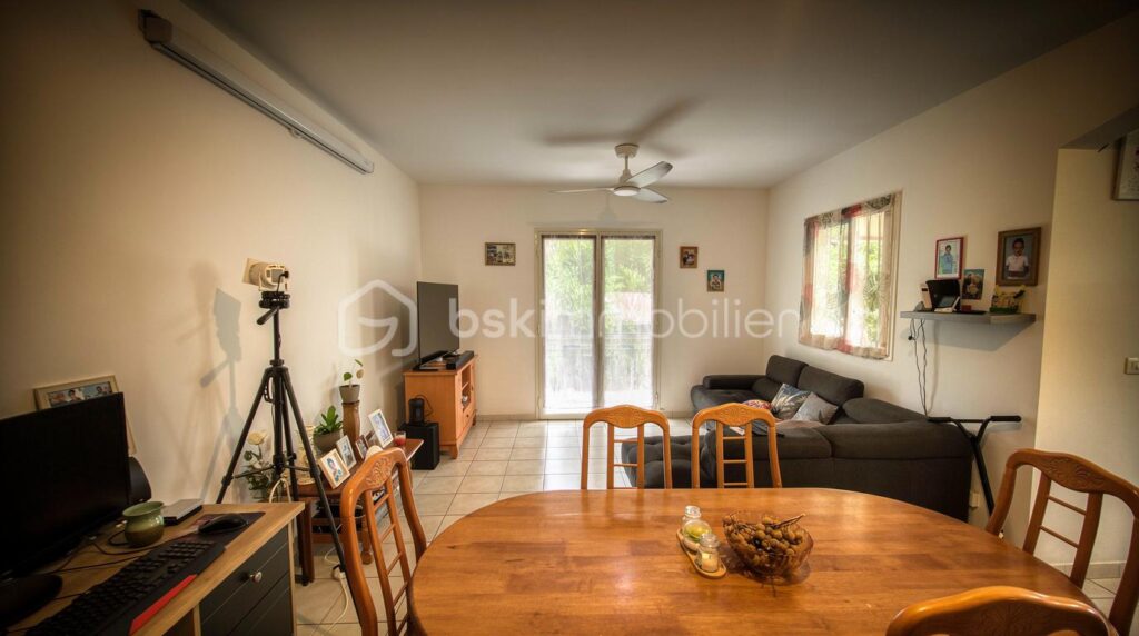 Vente Maison F4 de 81 m² sur Saint-Joseph – 4 pièces – 3 chambres – 81 m²