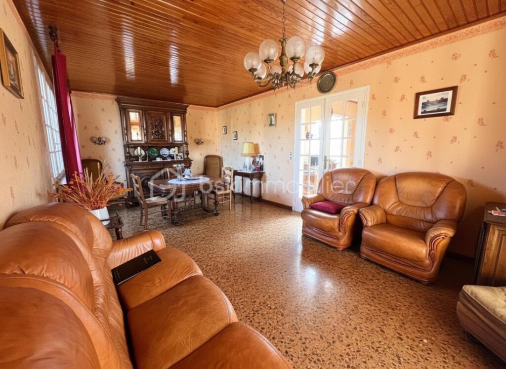 Maison familiale avec fort potentiel – 6 pièces – 4 chambres – 144 m²