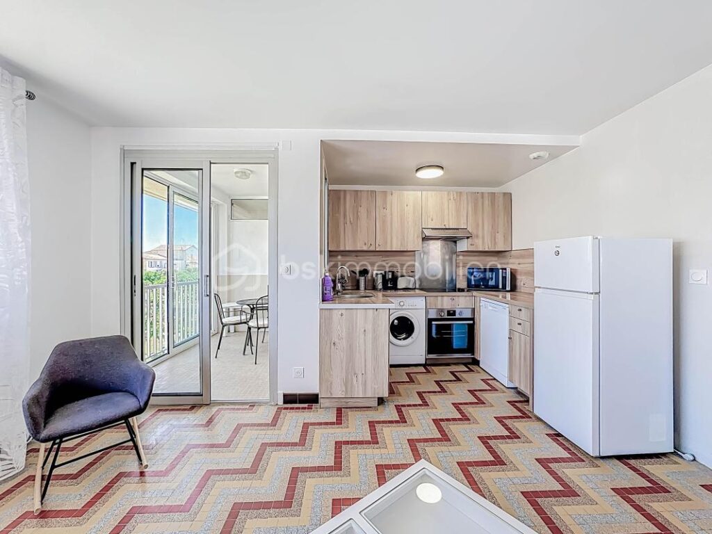 *** Appartement T3 rénové avec parking Vue MER à PALAVAS *** – 3 pièces – 2 chambres – 60 m²