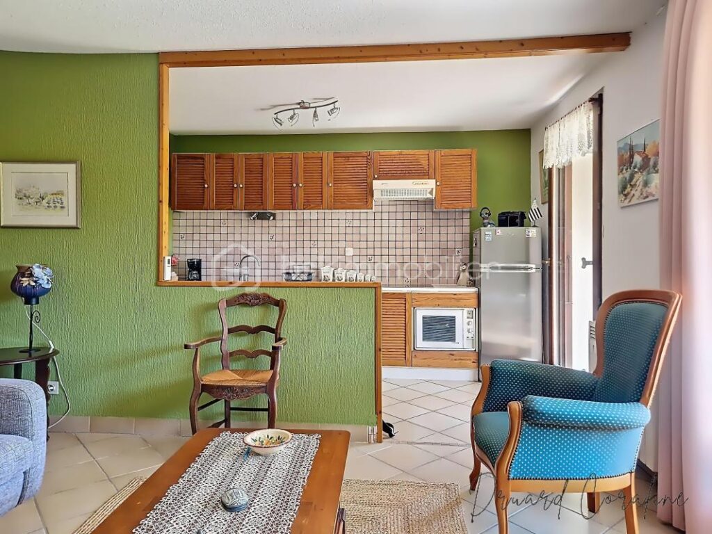 Appartement T2 en rez-de-jardin – 2 pièces – 1 chambre – 53 m²