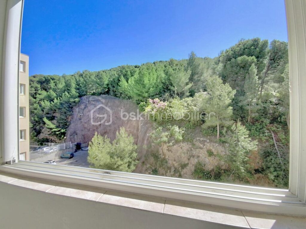 *** SETE – APPARTEMENT AVEC VUE – PLAVE DE PARKING PRIVATIVE – IDEAL PRIMO *** – 2 pièces – 1 chambre – 26 m²