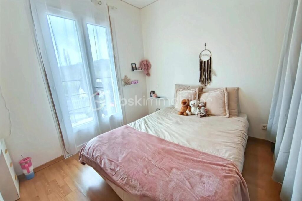 Maison familiale entièrement rénovée secteur recherché – 6 pièces – 4 chambres – 140 m²