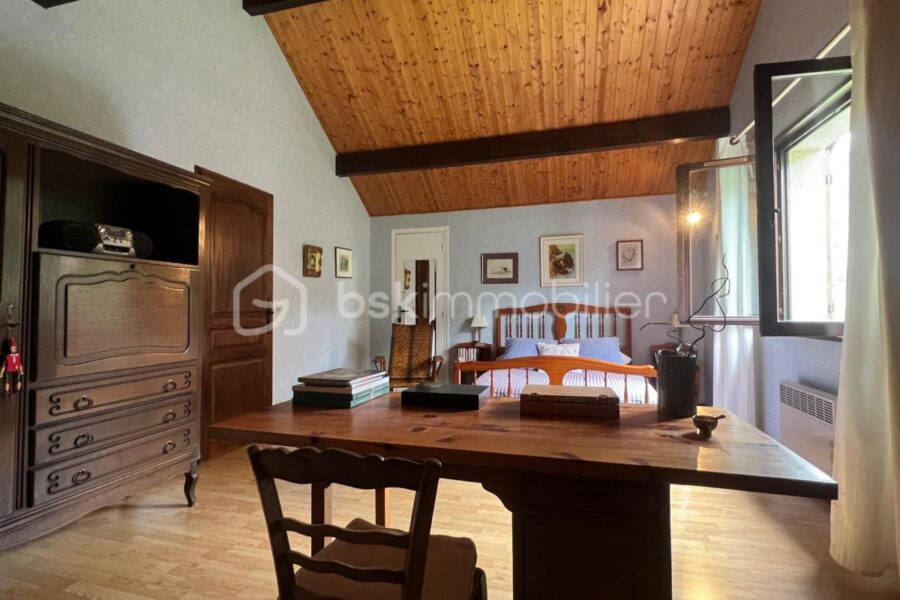 Maison à vendre à Saint julien de raz