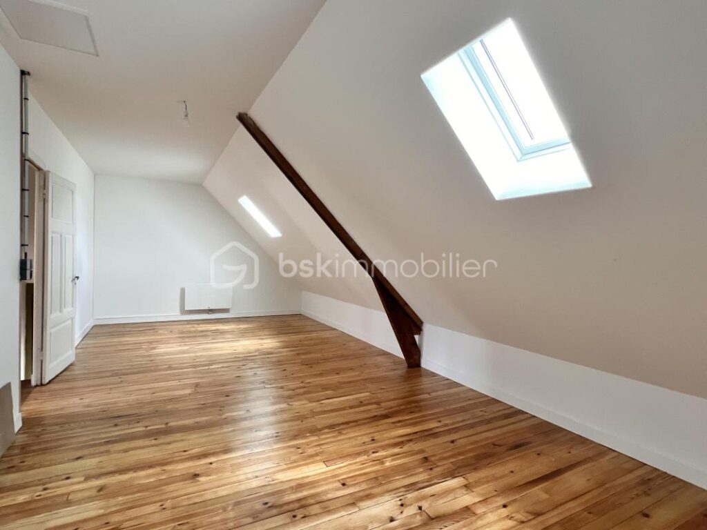 Maison de 4 chambres avec jardin – 4 pièces – 4 chambres – 100 m²