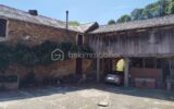 EXCEPTIONNEL ! POINT DE VUE/ESPACE/TRANQUILITE. Ancienne ferme de 1710, 275 m2 habitables, 10 chambres, 2.7 ha et de nombreuses dépendances – 11 pièces – 10 chambres