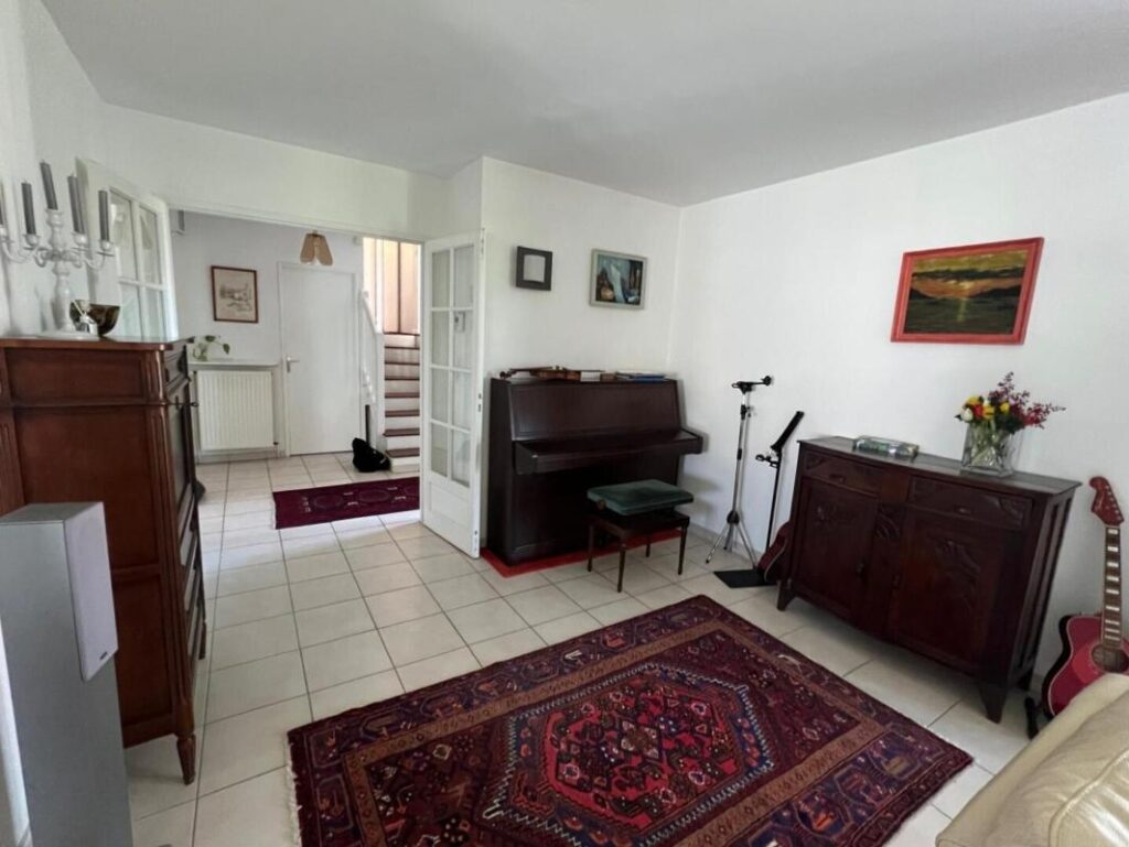 Élégante villa familiale avec vue Pyrénées – L’Union, proche Toulouse – 8 pièces – 5 chambres – 235 m²