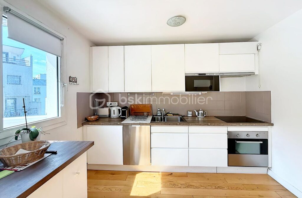 Beau 2 pièces avec balcon plein sud sur Jardin avec Parking et cave – 2 pièces – 1 chambre – 48 m²