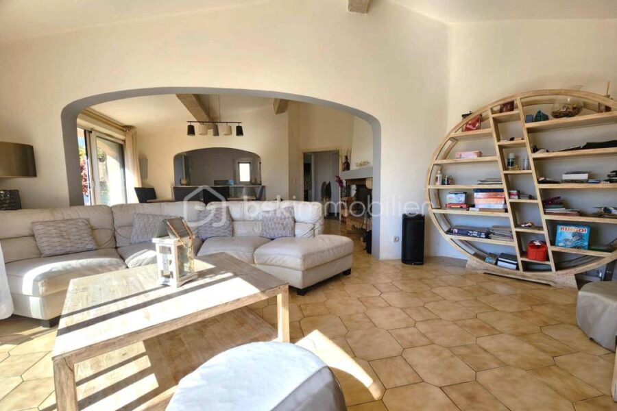 Maison à vendre à Tourbes
