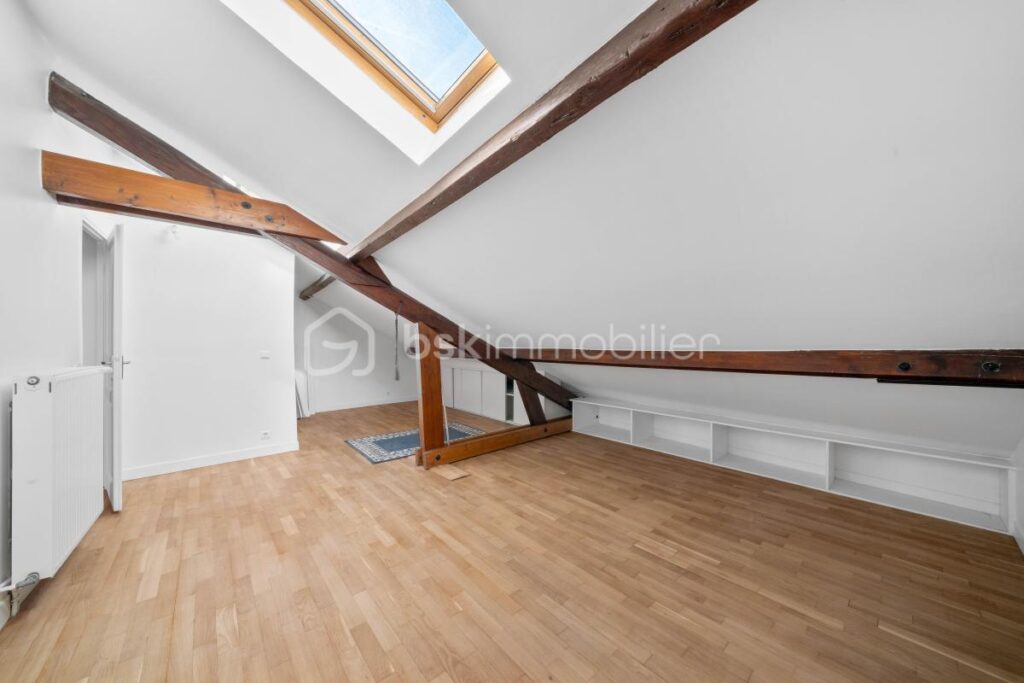 DUPLEX familial aux portes du Bois de Clamart avec vue dégagée sur Paris – 4 pièces – 3 chambres – 100 m²