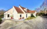 Maison contemporaine charmante et spacieuse à Jouars-Pontchartrain – 8 pièces – 3 chambres – 233 m²