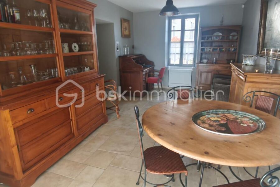 Maison à vendre à Montsegur sur lauzon