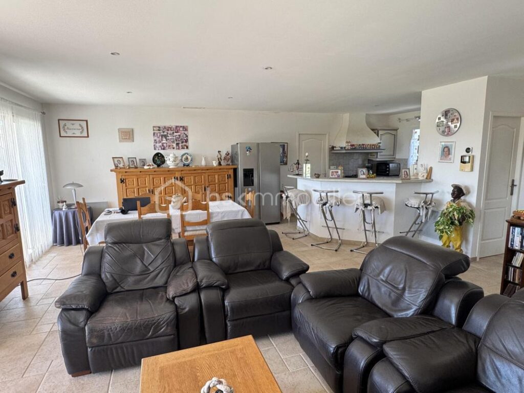 ** ** VILLA PLAIN-PIED 4 FACES AVEC PISCINE & VUE EXCEPTIONNELLE SUR LES CORBIÈRES ** ** – 5 pièces – 4 chambres – 109 m²