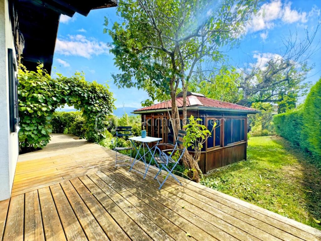 VILLA FAMILIALE D&rsquo;ARCHITECTE – VUE PANORAMIQUE – EPAGNY METZ-TESSY – 6 pièces – 4 chambres – 167 m²