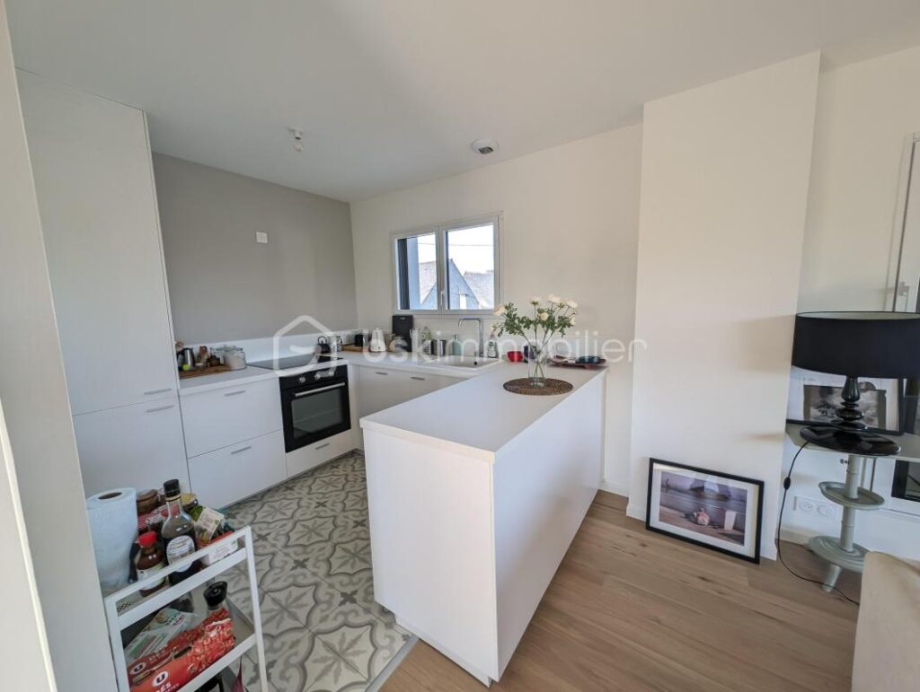 AMBON – MAISON CONTEMPORAINE D’EXCEPTION FACE À L’OCÉAN UN ART DE VIVRE ENTRE CIEL & MER – 5 pièces – 4 chambres – 110 m²