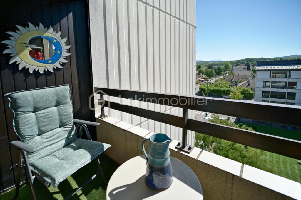 T3 lumineux avec vue montagnes – Centre Meythet (Annecy) – 3 pièces – 2 chambres – 68 m²