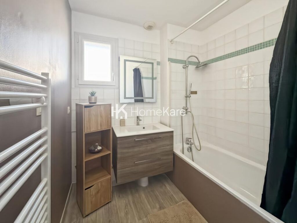 MAISON RÉNOVÉE – 4 pièces – 2 chambres – 80 m²