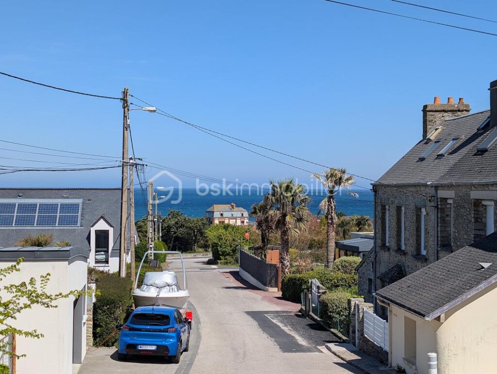 MAISON AVEC VUE MER – 119m² ENV. – 3 CHAMBRES – 5 pièces – 3 chambres – 118 m²